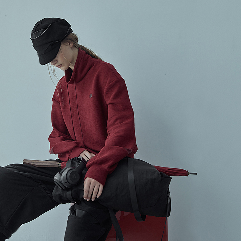 日着原创女装2025冬季新款宽高领不对称宽松慵懒卫衣RB8001V0