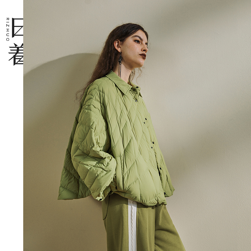 日着原创女装2025冬季新款轻便时尚菱格衬衫式薄款羽绒服RB3236Y2