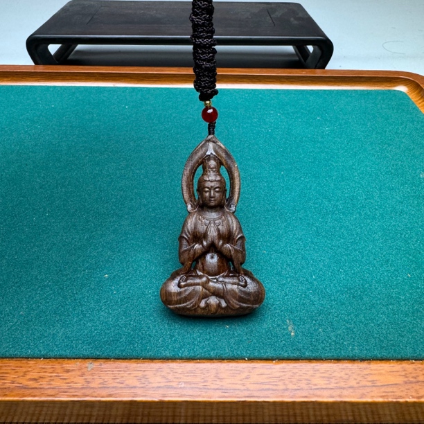 增香沉香木镂空（素衣观音）赠送脖挂绳3/6cm雕刻文玩