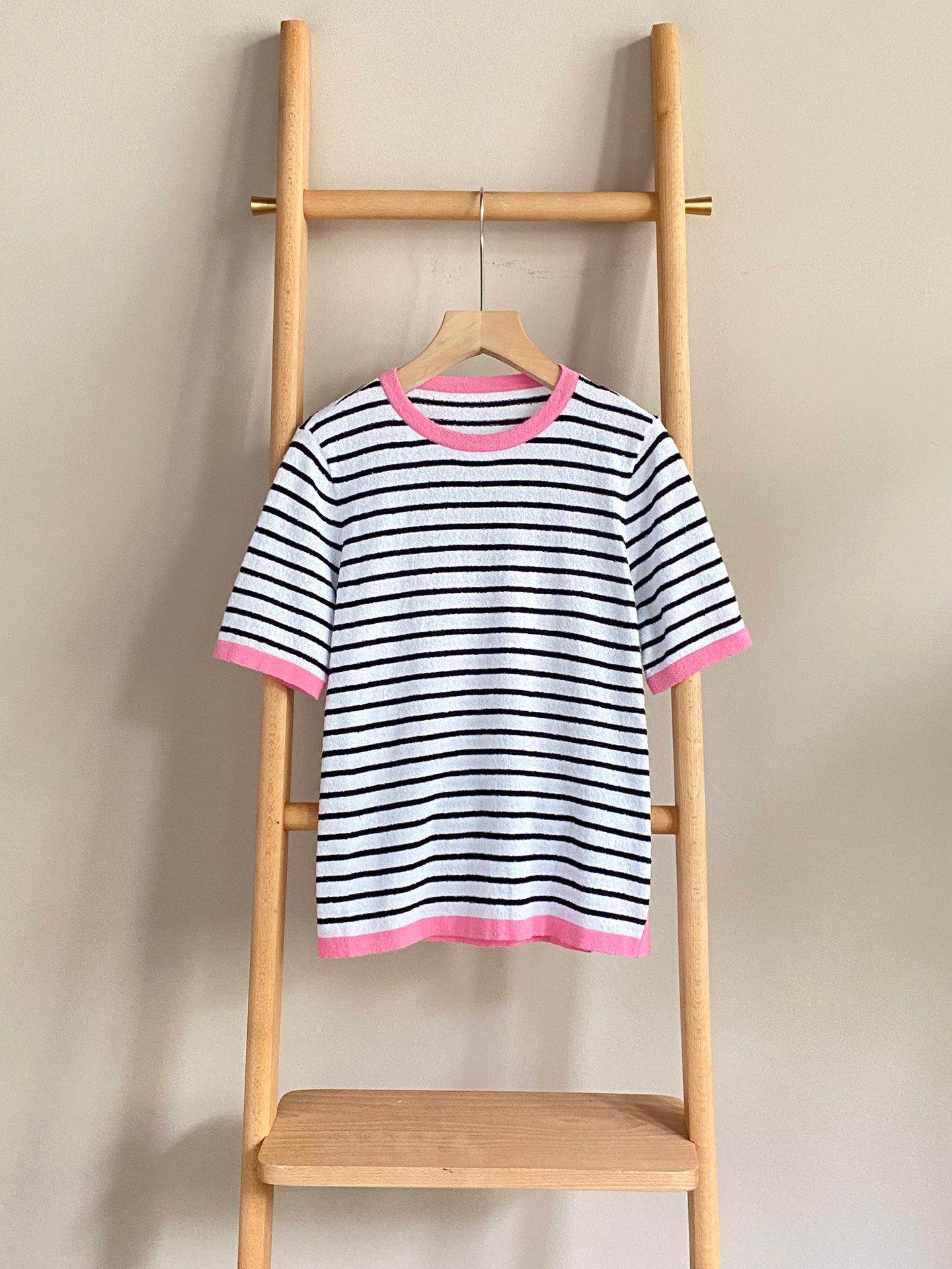 【Hua】9010007早秋时尚百搭撞色条纹圆领半袖针织上衣