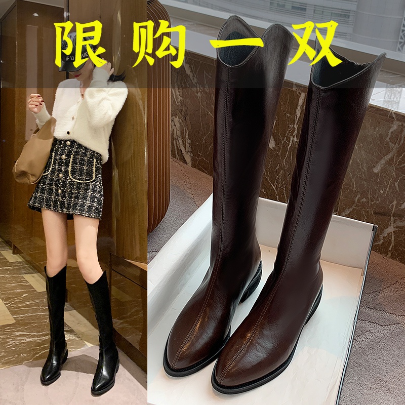 达芙妮沿荐708C靴子女222秋冬新款不过膝显高瘦骑士靴爆款粗跟V口