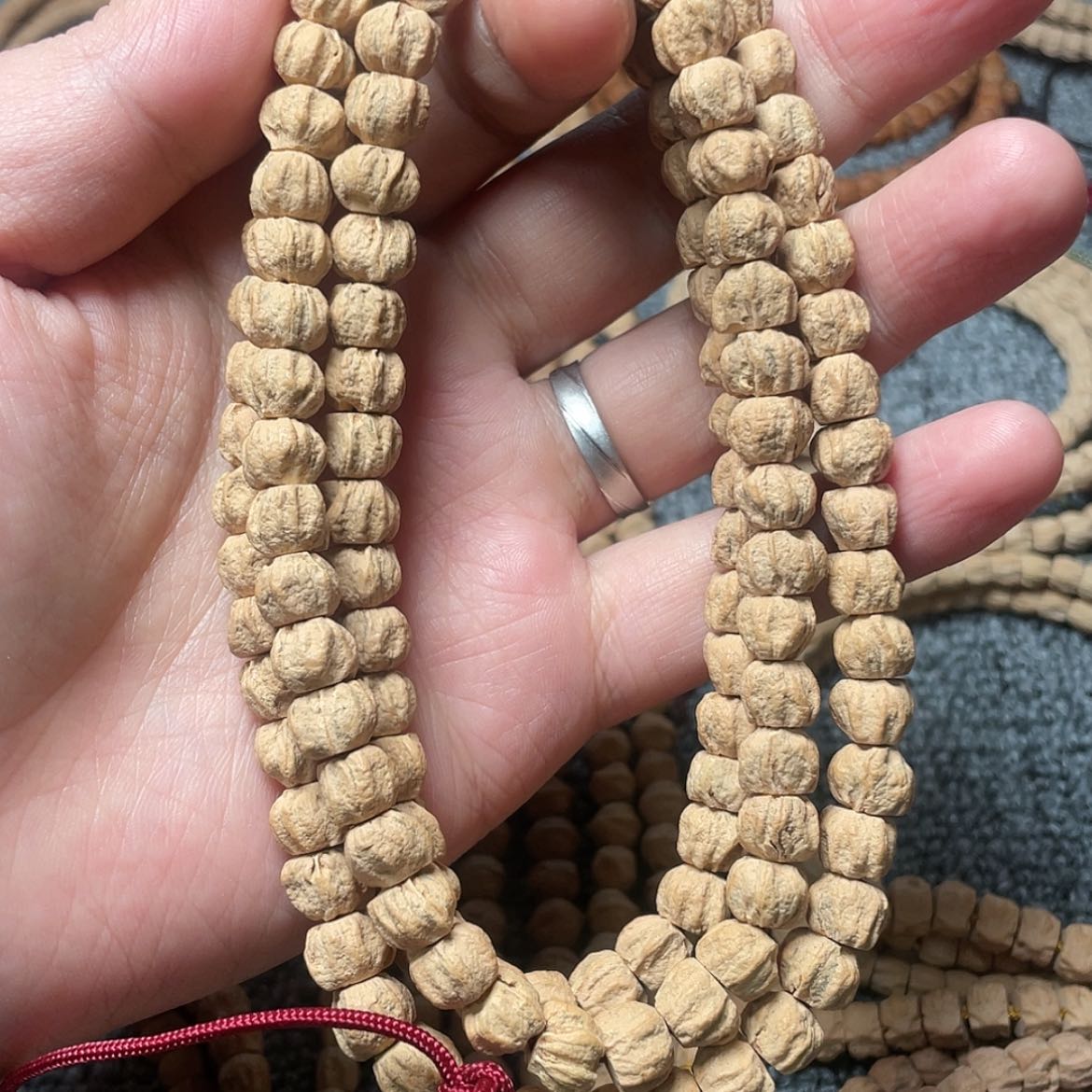 【闪购商品】柏香籽/百香籽吊坠