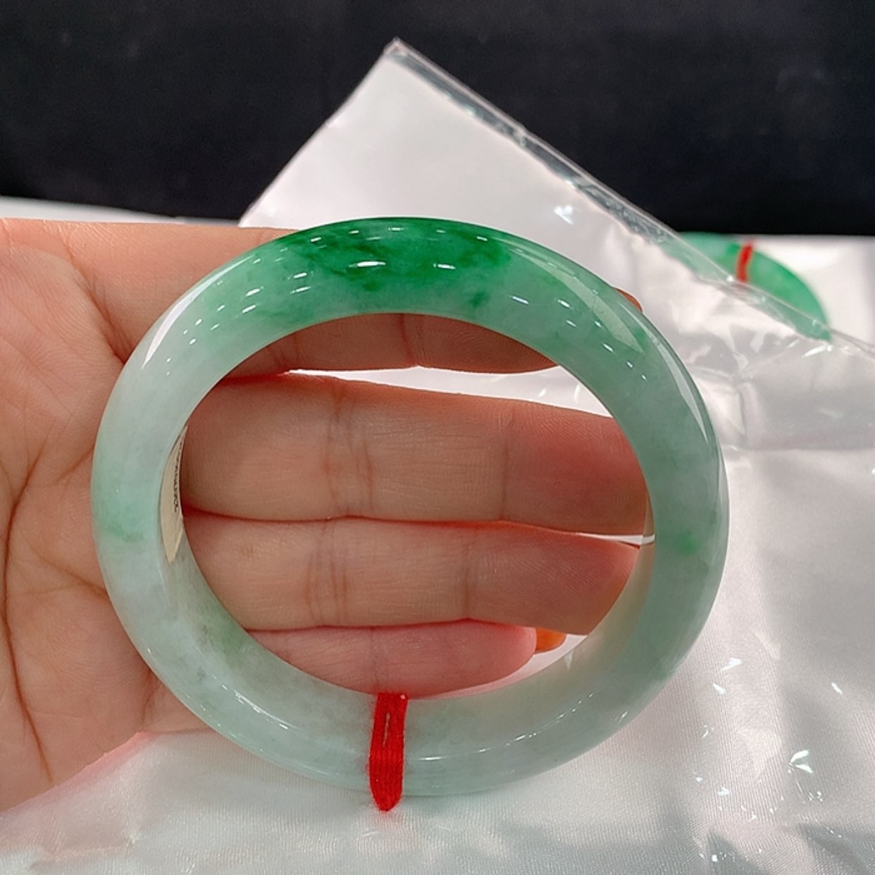 【闪购商品】翡翠手镯未镶嵌58.5