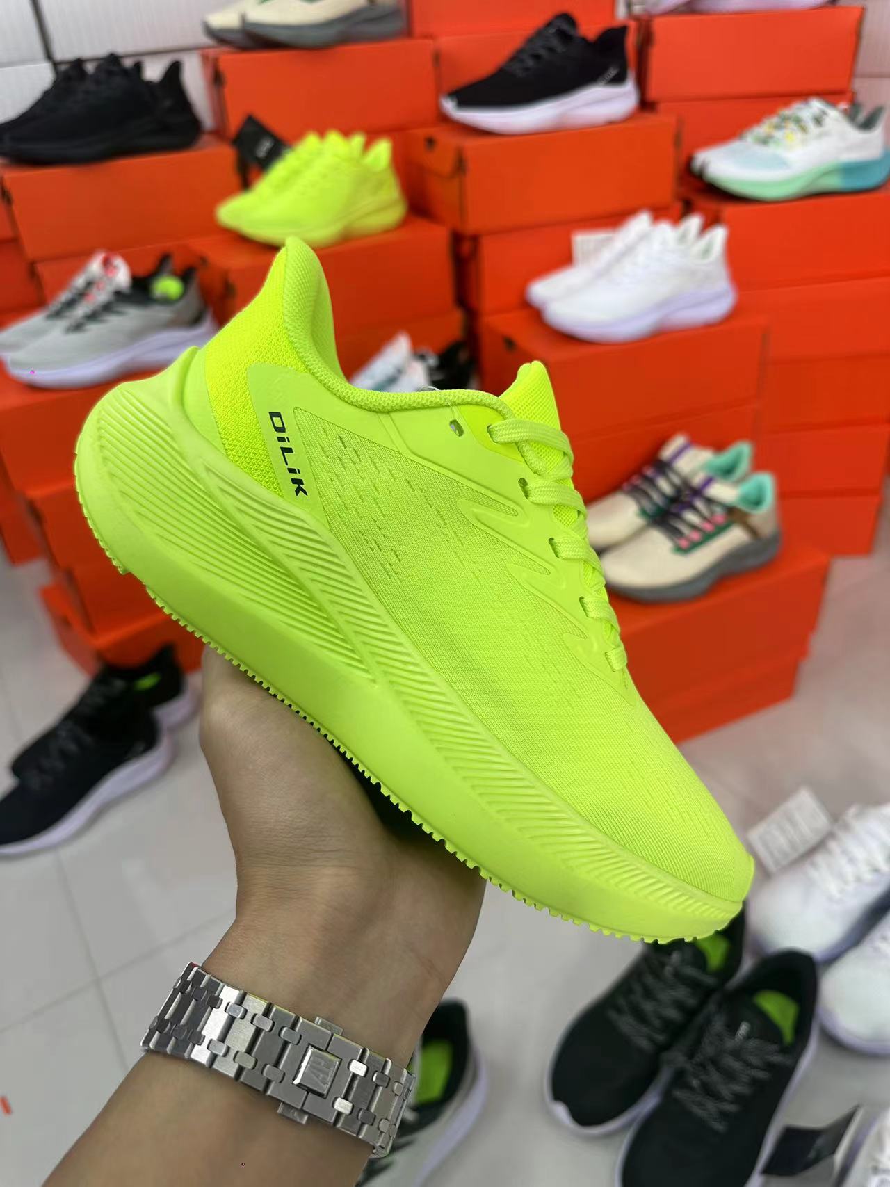 DILIK/飞马耐跑步鞋克夏季新款气垫休闲低帮男士缓震休闲百搭女