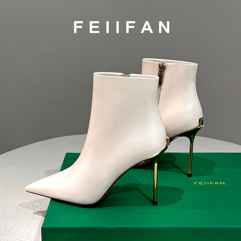 尖头短靴女2025秋冬新款细跟高跟鞋不累脚法式白色靴子7564