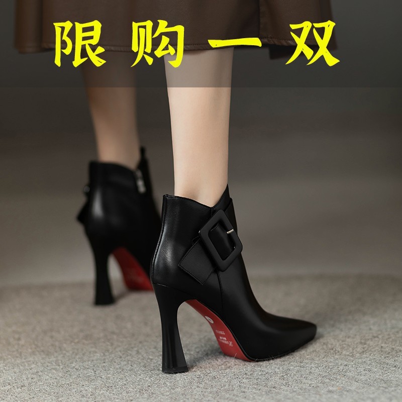 红蜻蜓牌2023年秋冬新款真皮短筒女靴加绒性感尖头防水台超高跟