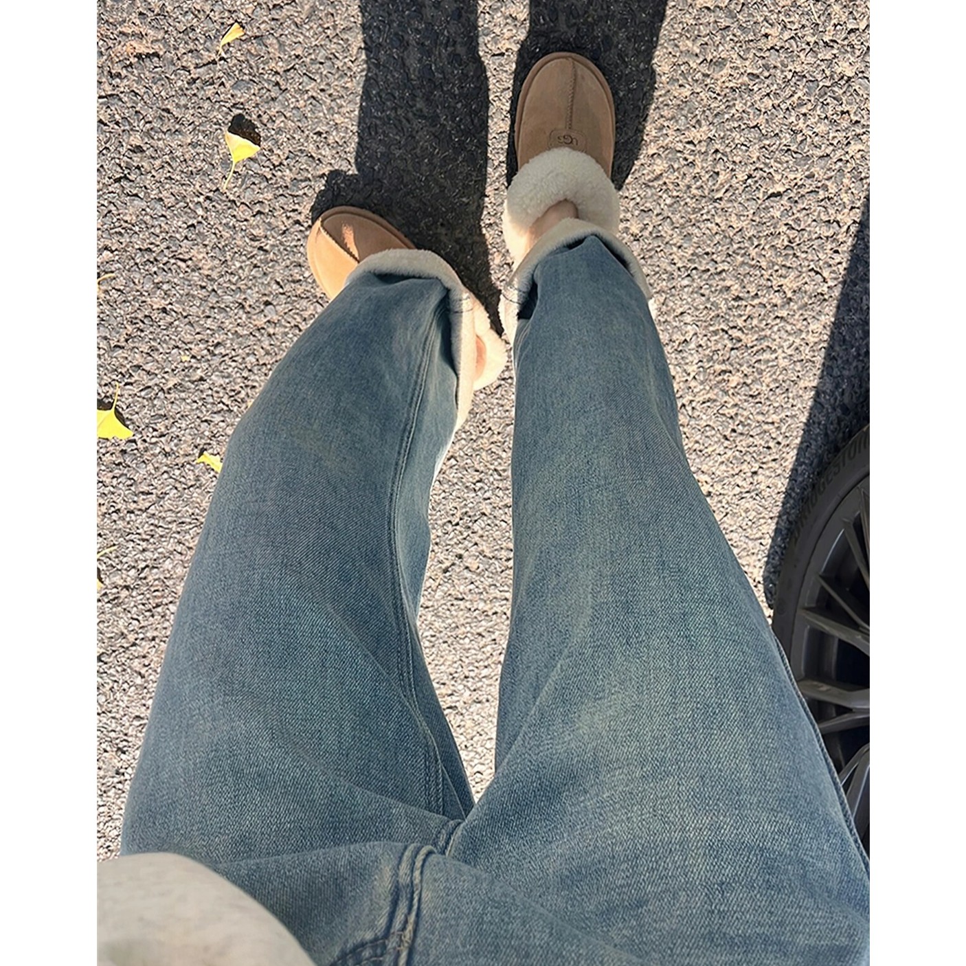 加绒加厚直筒牛仔裤女秋冬季胖妹妹mm宽松显瘦阔腿裤梨形身材裤子