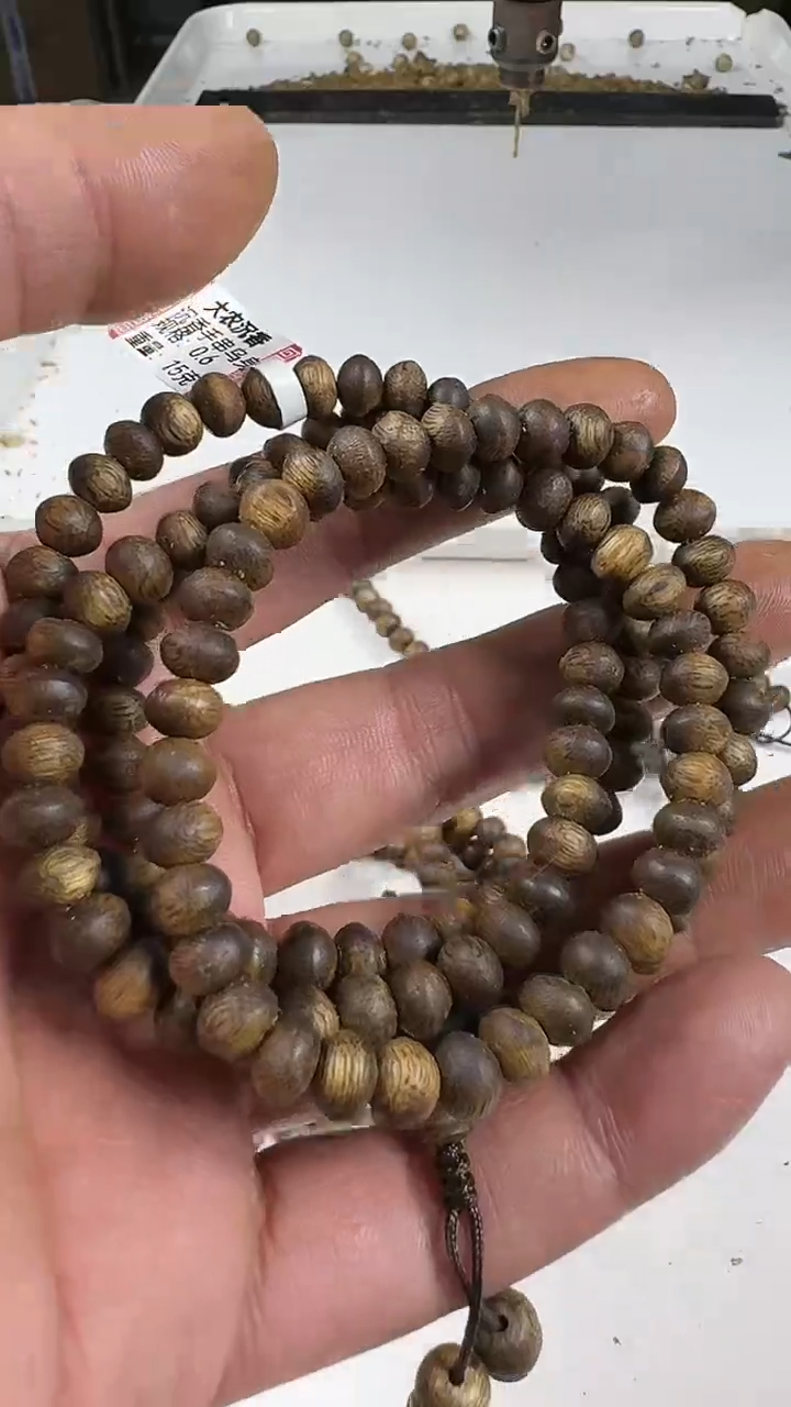 【闪购商品】乌身留疤手串多样性发其一0.6  15