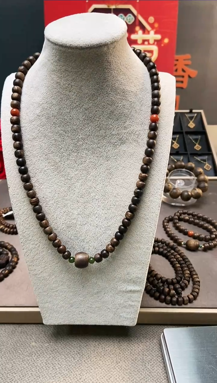 【闪购商品】沉香手串越南芽庄瘤疤紫棋0.6*0.8设计