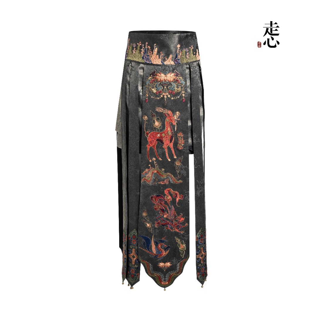 秀款上新!【走心非遗】九色鹿半裙24Z39001