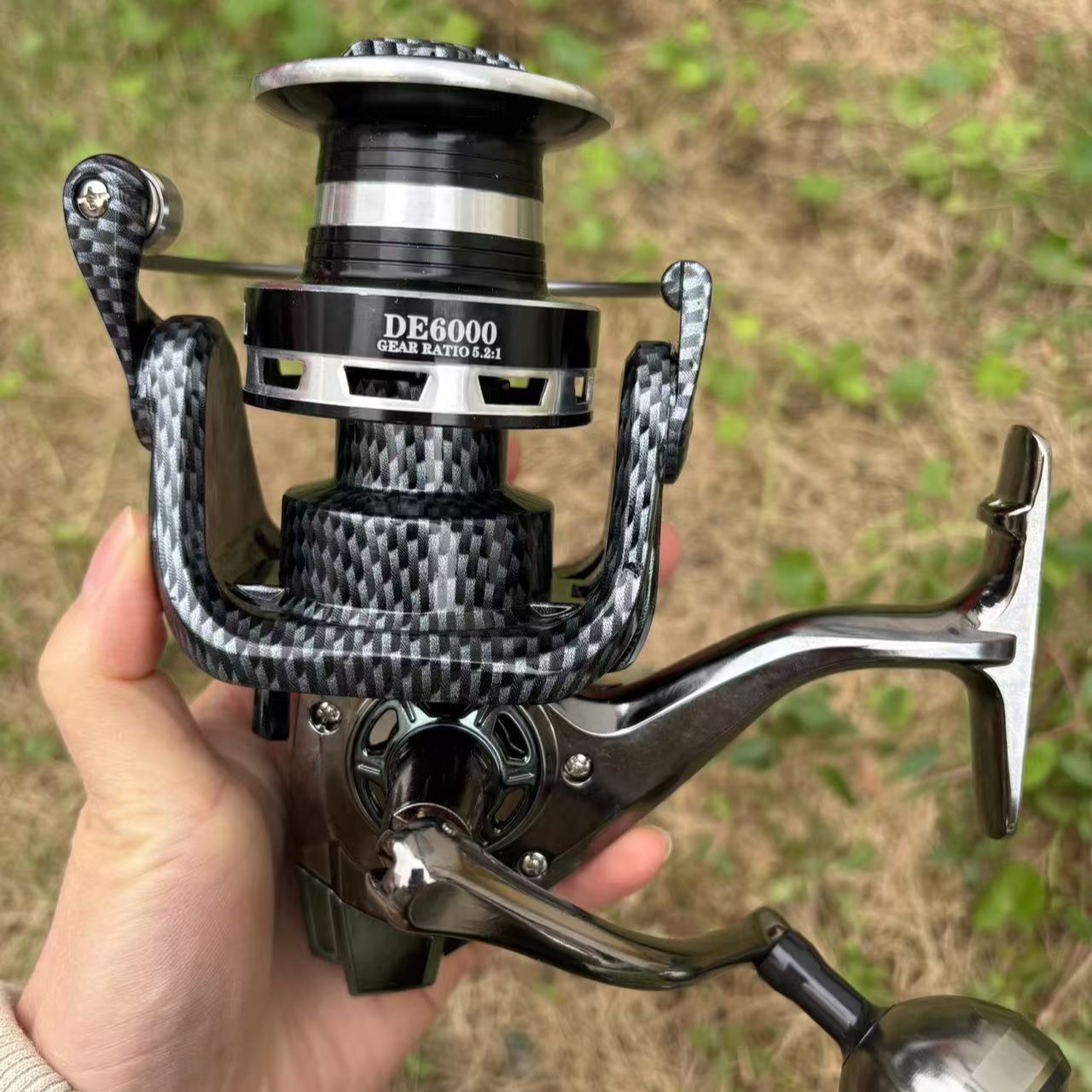 钓德来蛇纹DE1000-12000型全系列金属纺车轮远投轮大物轮海杆轮