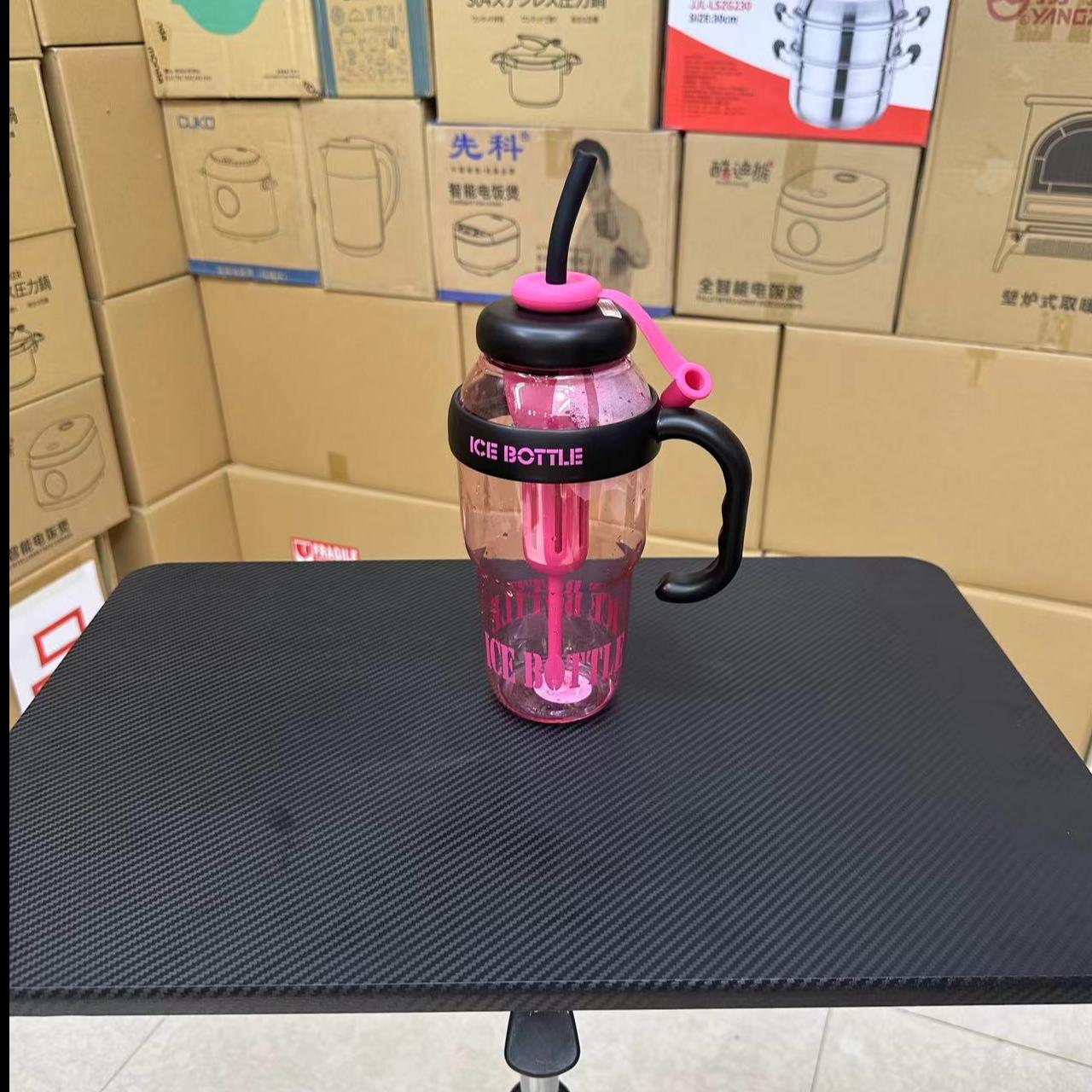 吸管杯外出可爱大容量D2