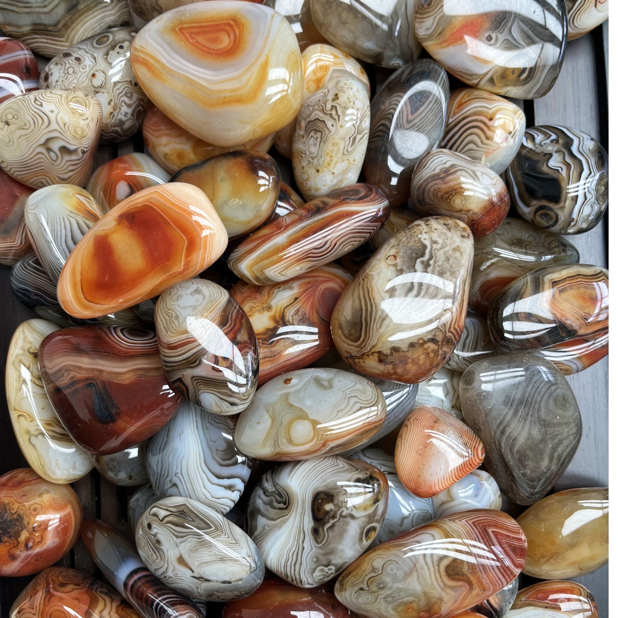 天然盘丝玛瑙原石