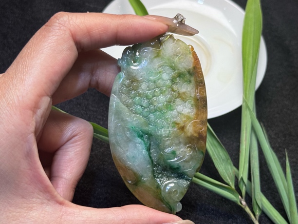 缅甸翡翠仿古挂件