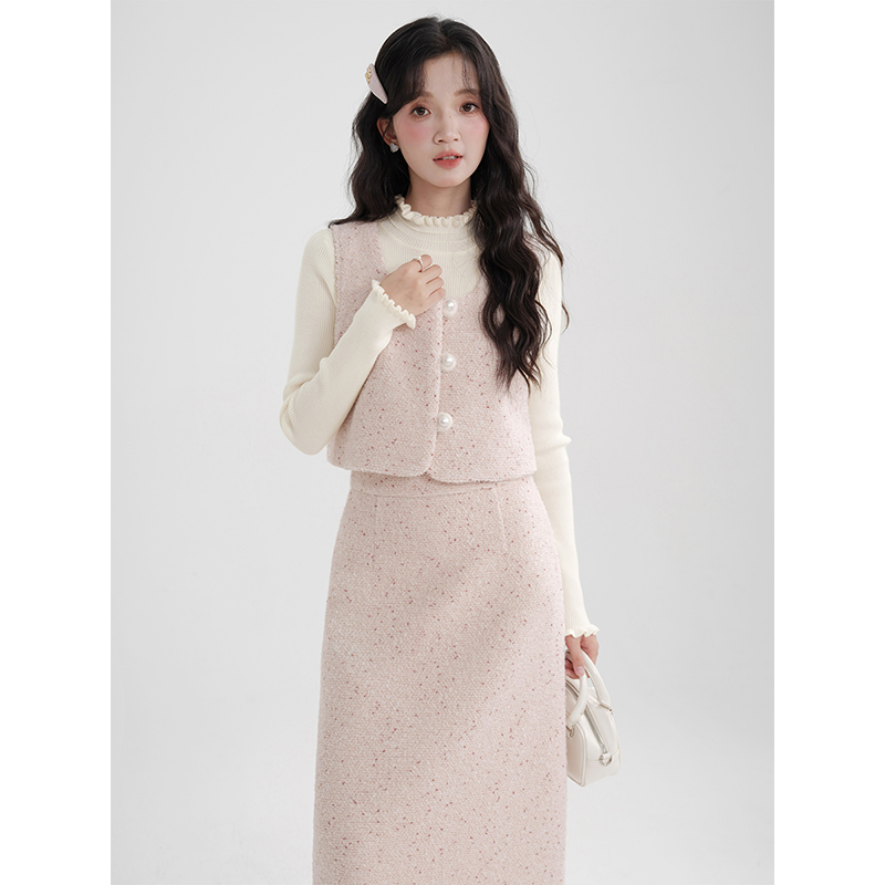 木易易 羊毛小香风套装女冬季粉色富家千金马甲气质搭配一整套