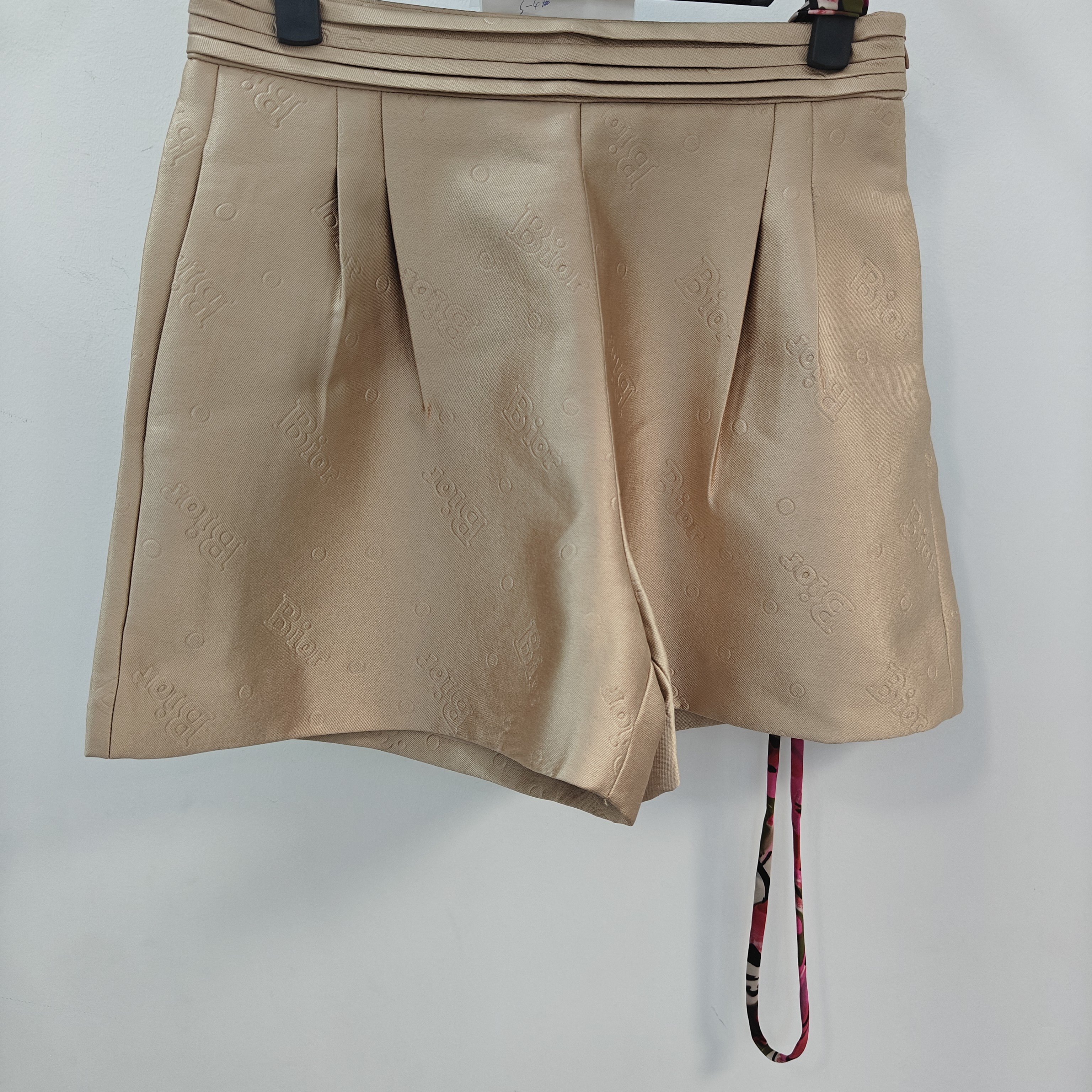 D1-08 舒适百搭短裤显瘦