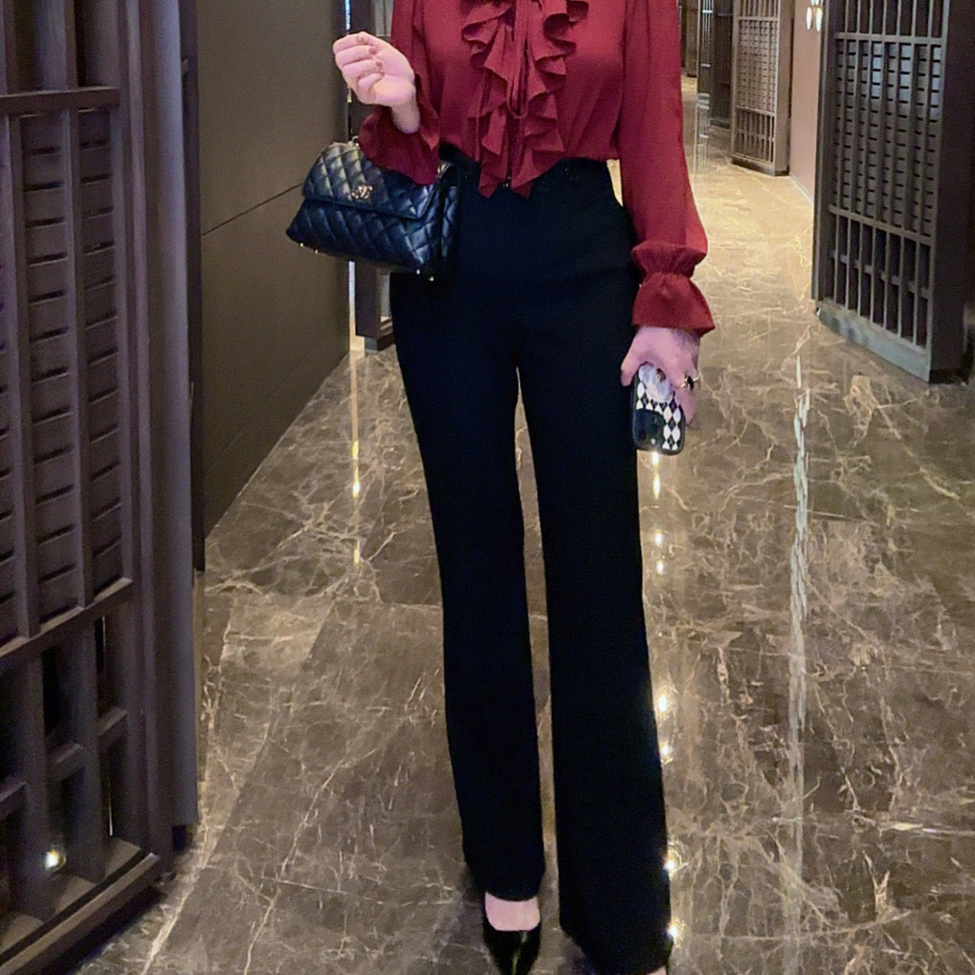 唯伊公馆秋冬新款腰部设计手工钉珠微喇女装裤98500