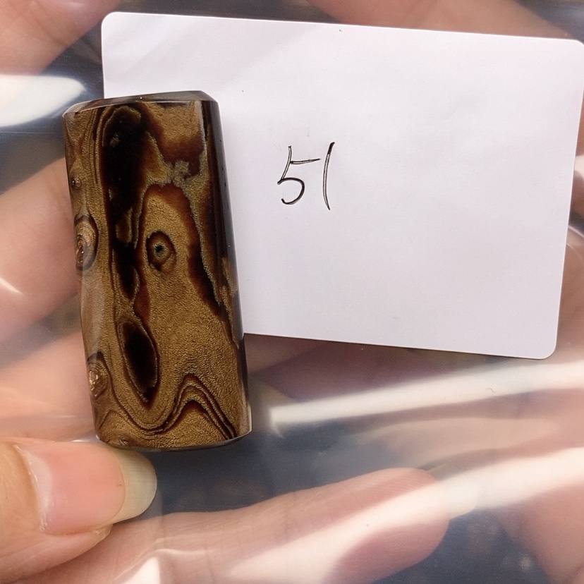 【闪购商品】柳木柳木吊坠血六