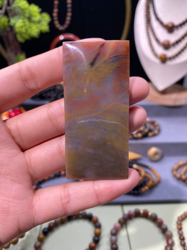 天然北票硅化玉吊坠长：67mm宽31mm厚：7mm