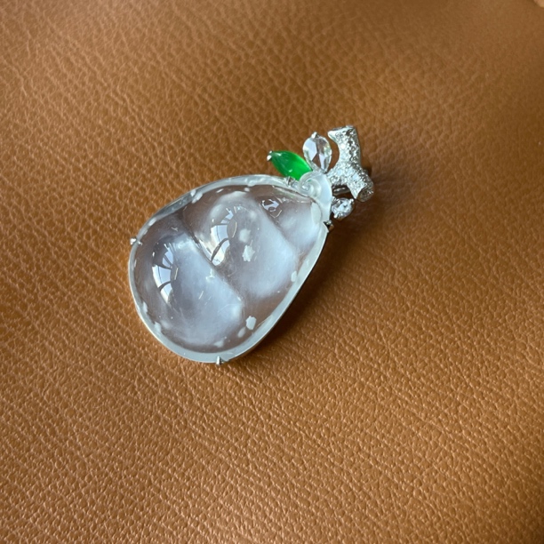 缅甸翡翠简镶玻璃种胖圆豆子挂坠木纳雪花棉意境美厚装福豆挂坠