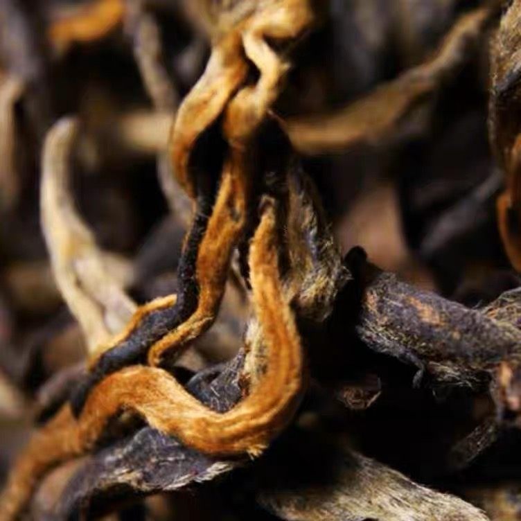 现货 滇红茶易武古树晒红话梅香特级散甜度高果蜜香云南古树茶