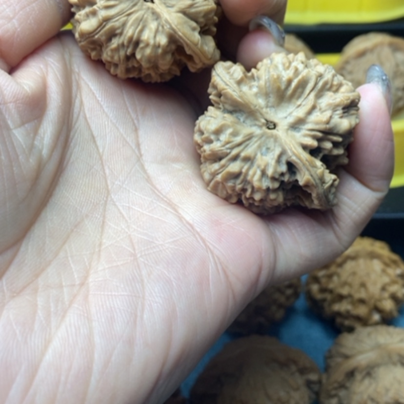 【闪购商品】文玩核桃吊坠M****尧