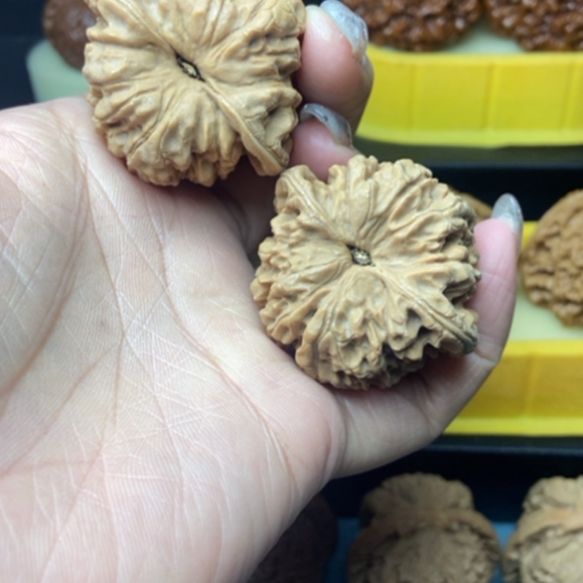 【闪购商品】文玩核桃吊坠垚*