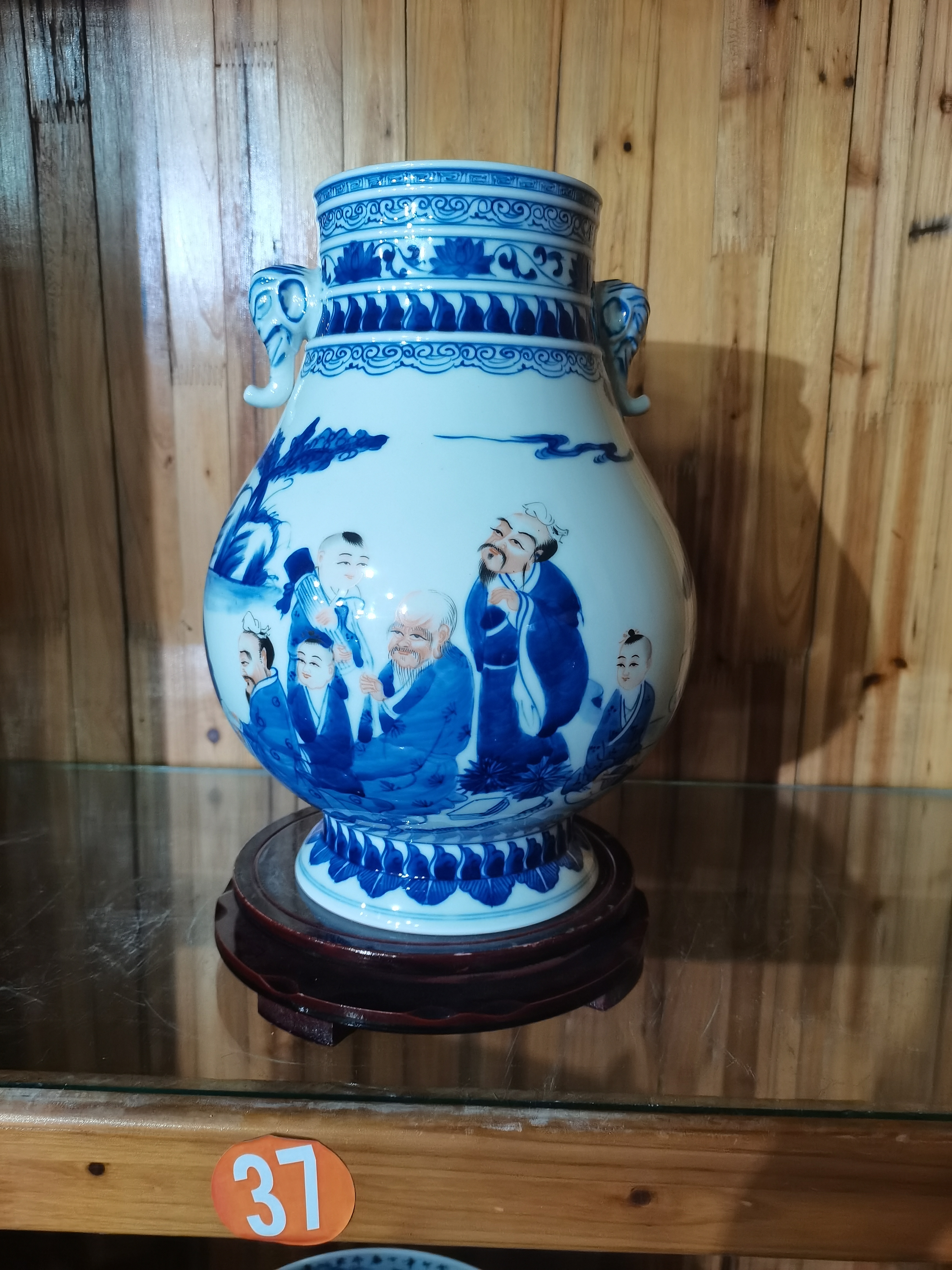 景德镇纯手工手绘九龙四少象耳尊瓶