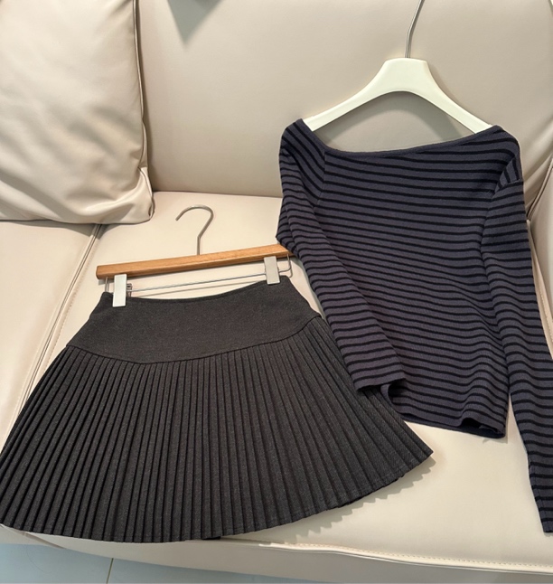 【高品质版】减龄软呢子百褶a字半身裙