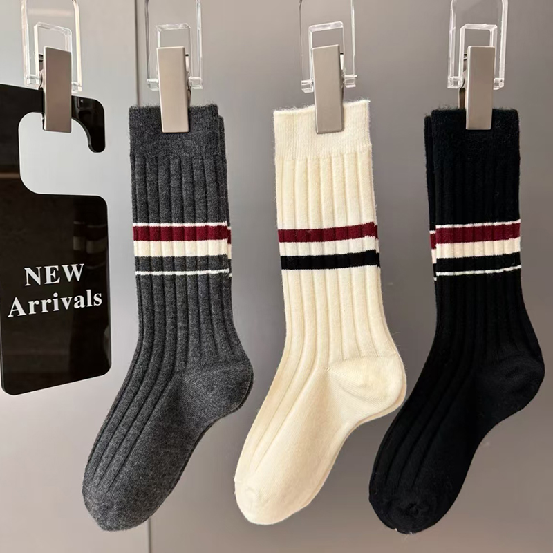 羊毛袜子女秋冬季中筒袜加绒加厚保暖堆堆袜配鲨鱼裤袜子条纹潮袜