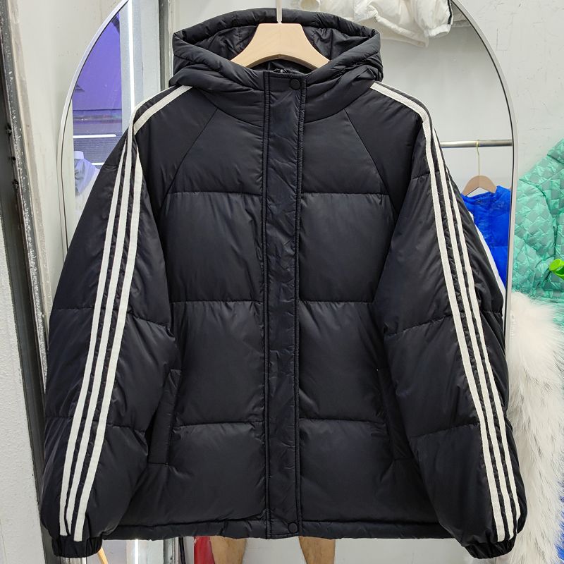 反季20233新款羽绒服女短款连帽加厚宽松面包服时尚三道杠