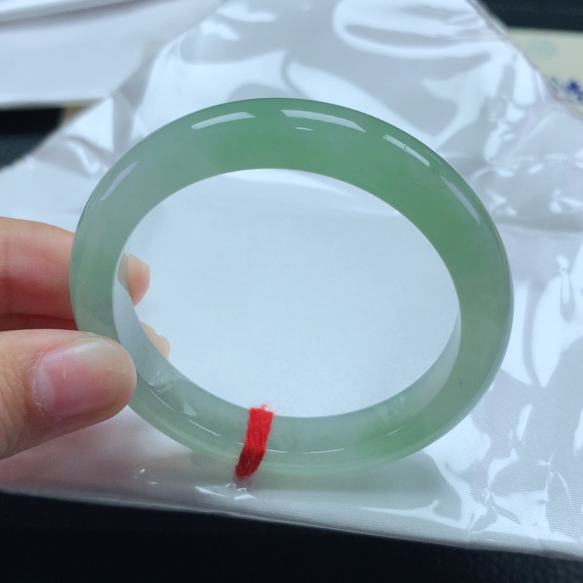 【闪购商品】翡翠手镯未镶嵌抓****…