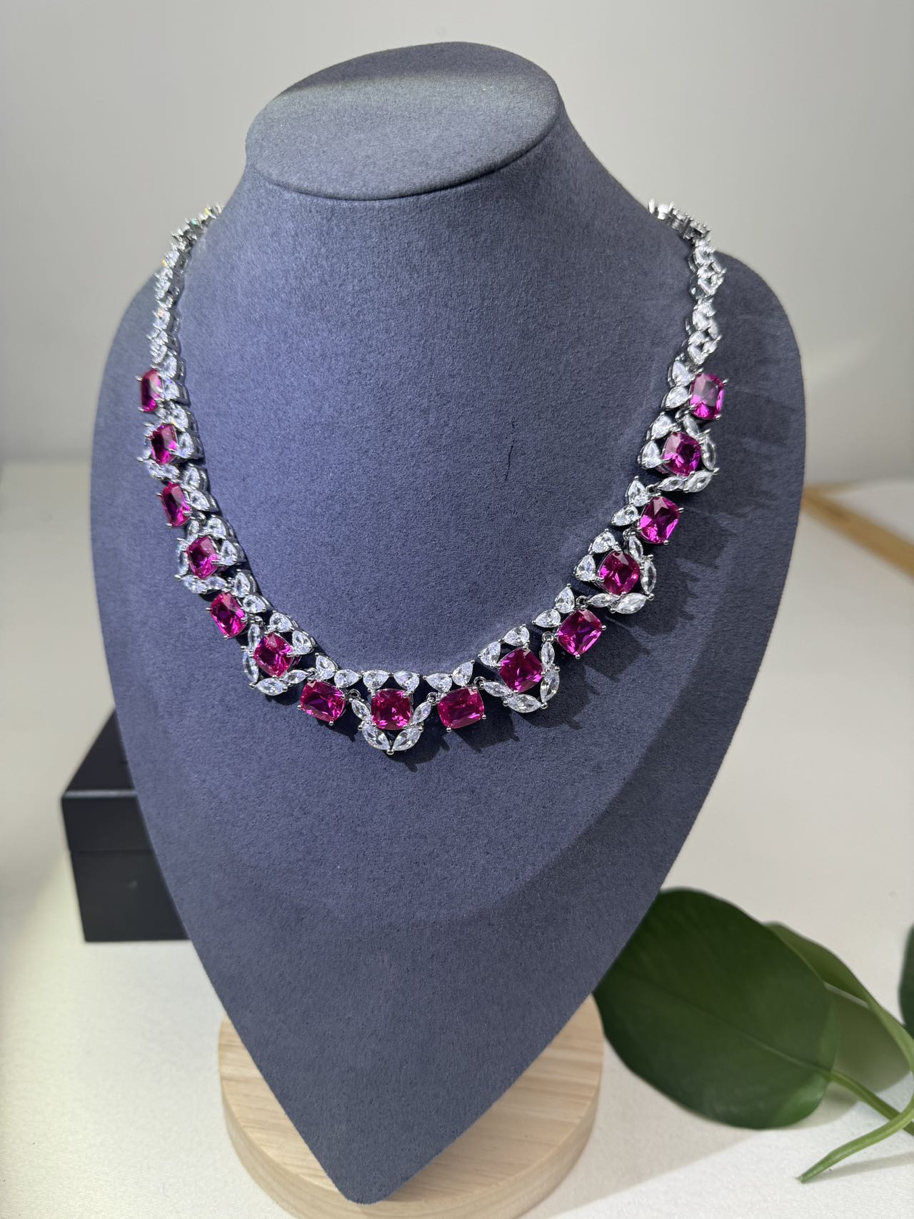 （优雅与华丽）璀璨闪耀K273项链