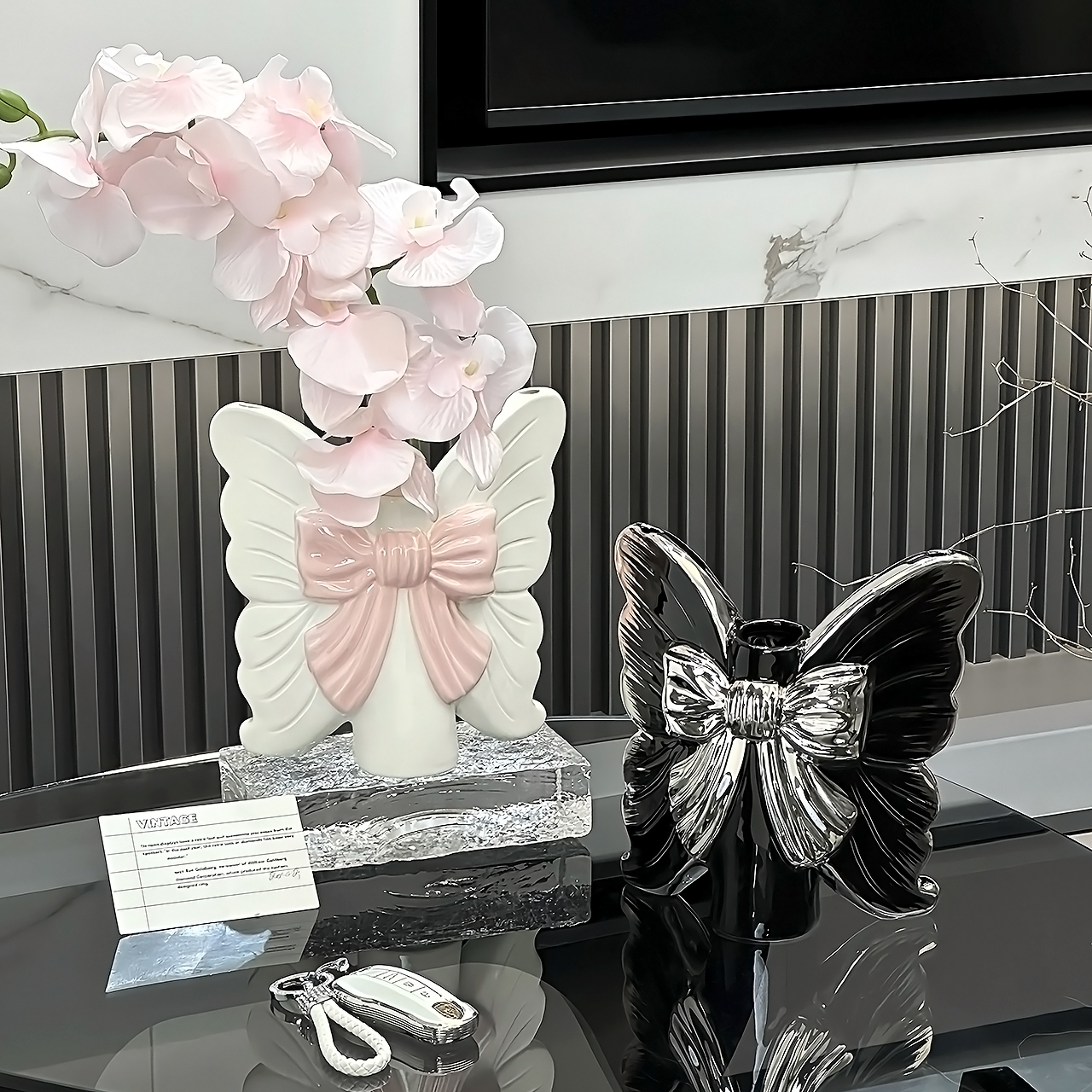 创意陶瓷蝴蝶花瓶轻奢高档玄关摆件电视柜插花花瓶客厅装饰品摆件