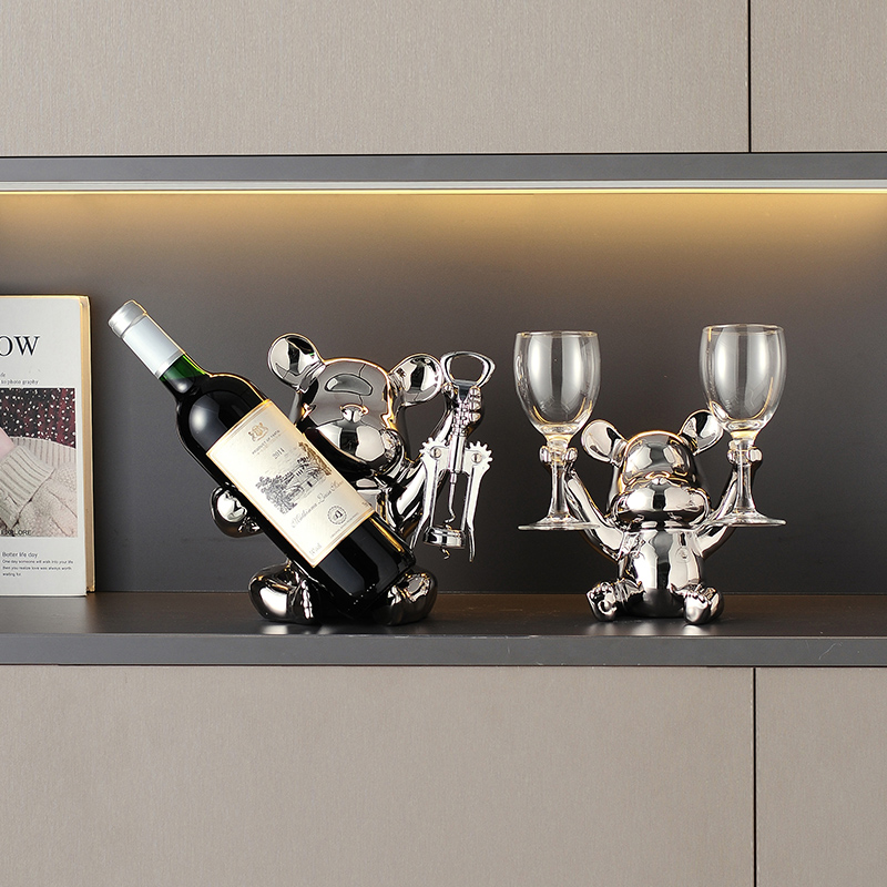创意陶瓷小熊红酒架酒杯架简约酒柜摆件轻奢高档乔迁新居装饰品