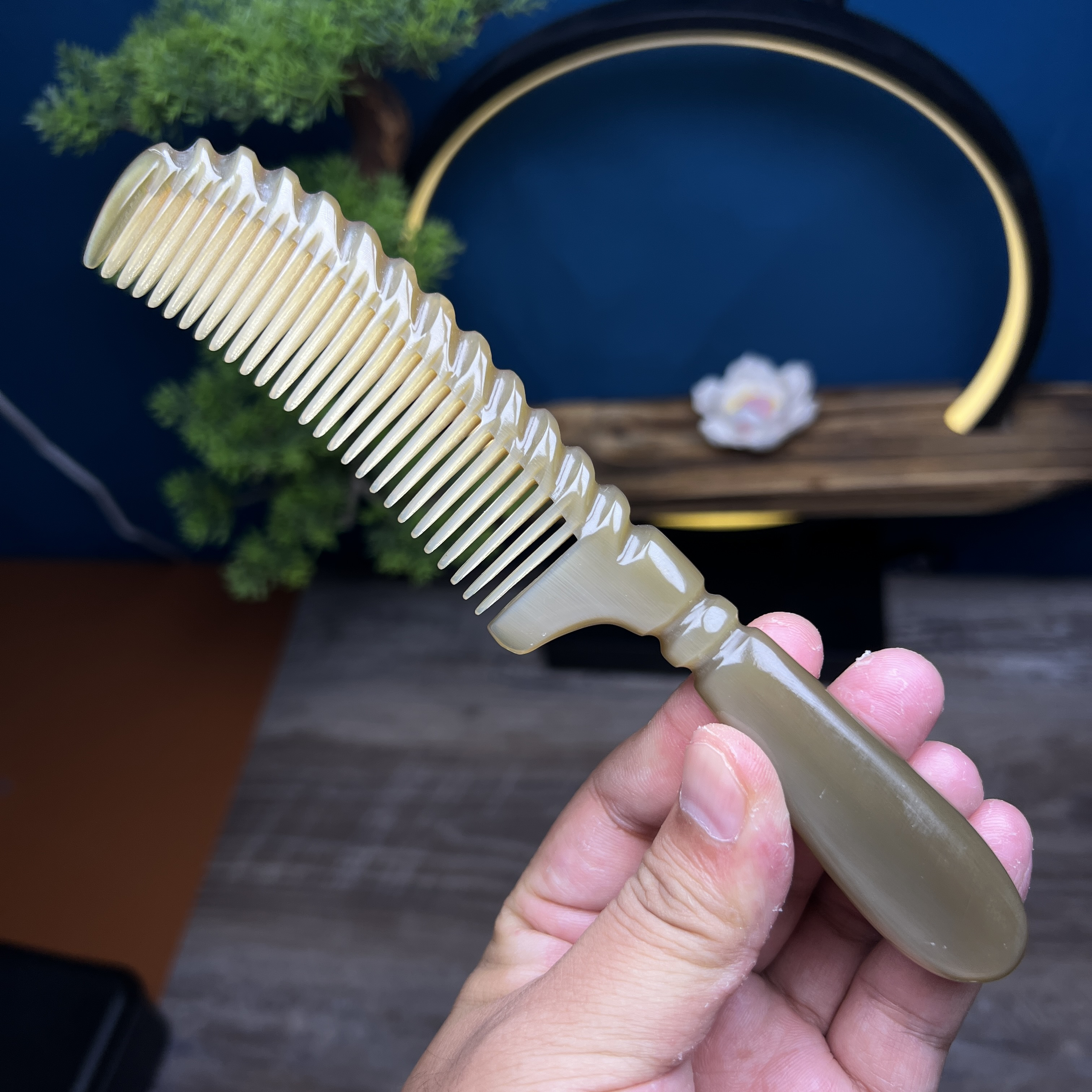 枫叶  白水牛角圆柄梳窄齿梳细齿不挂发不起静电