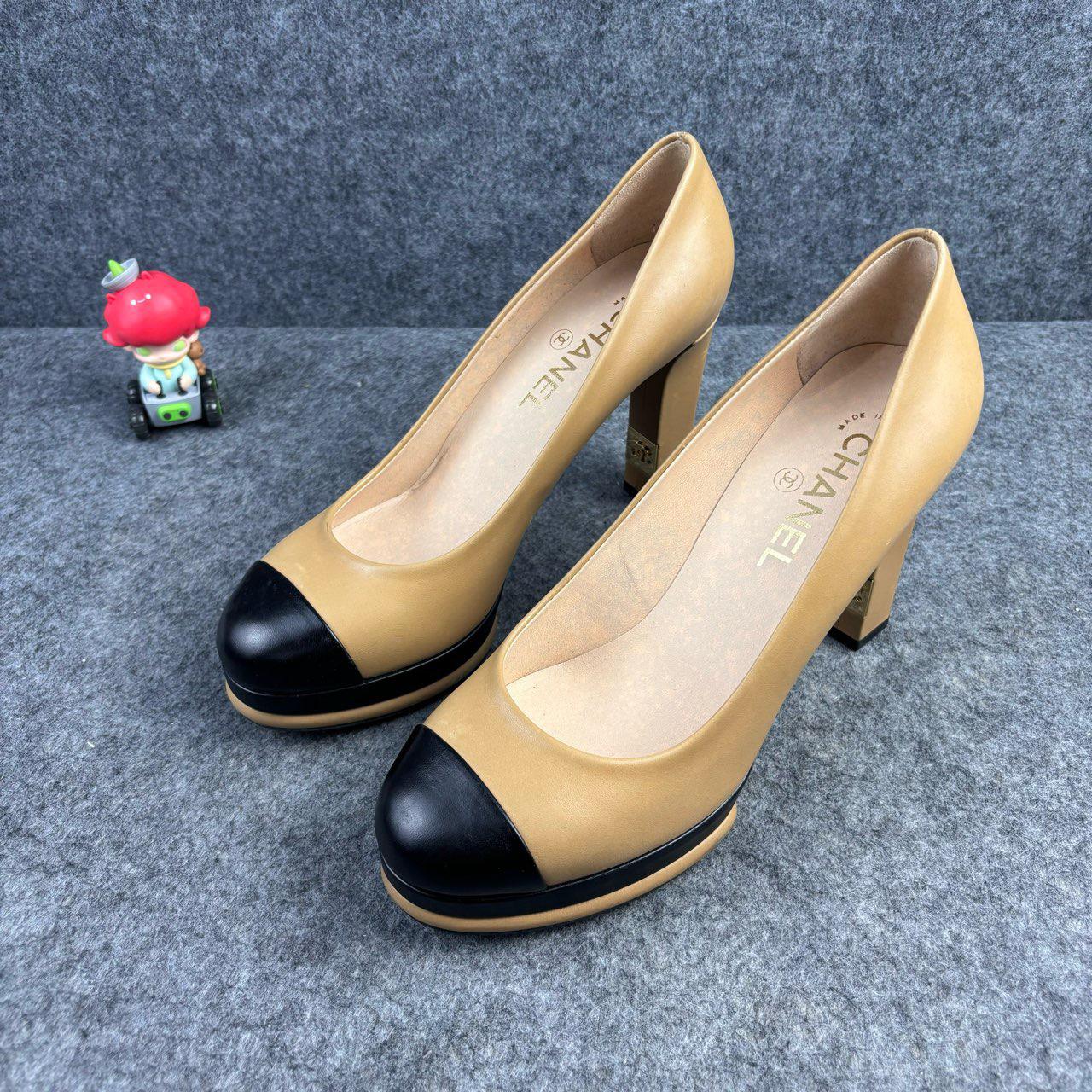95新 Chanel/香奈儿 浅口拼接羊皮套脚高跟鞋 38.5码95新 YLP1316