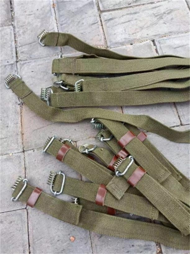 70年代库存 双铁环背带