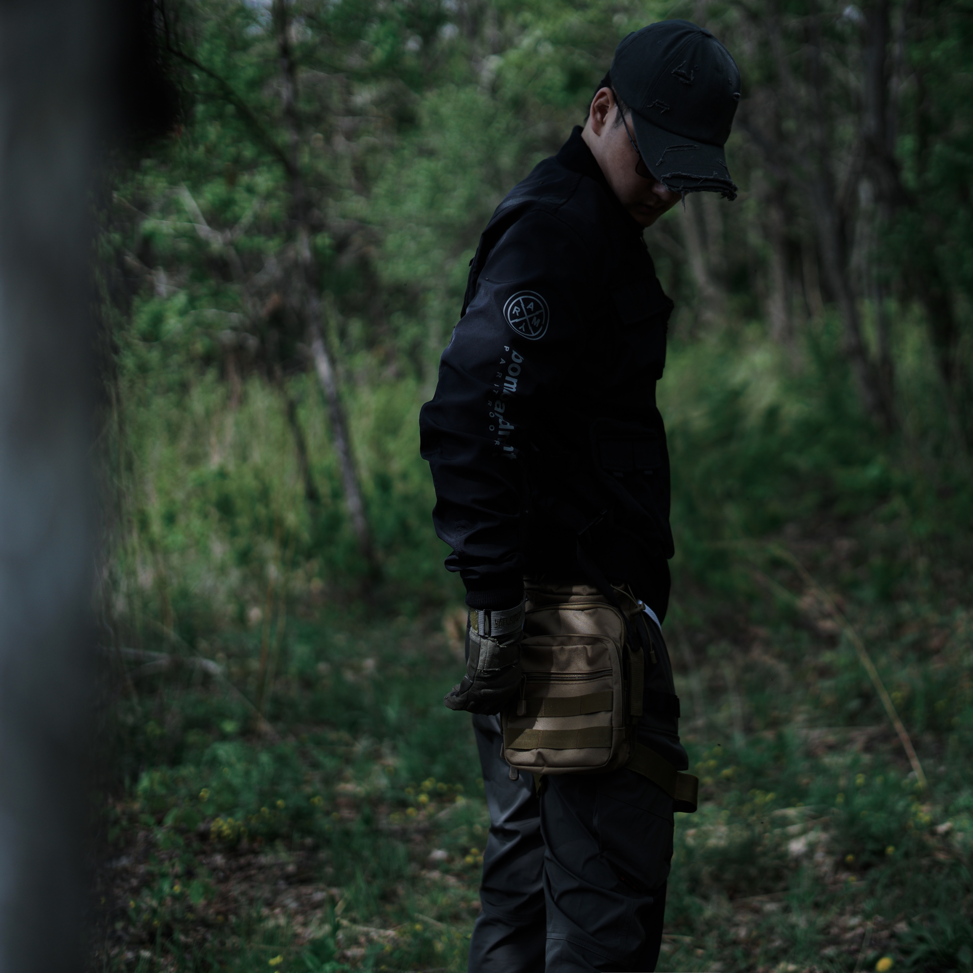 探索邹战术户外武装包运动多功能便携轻便户外套装主赠送