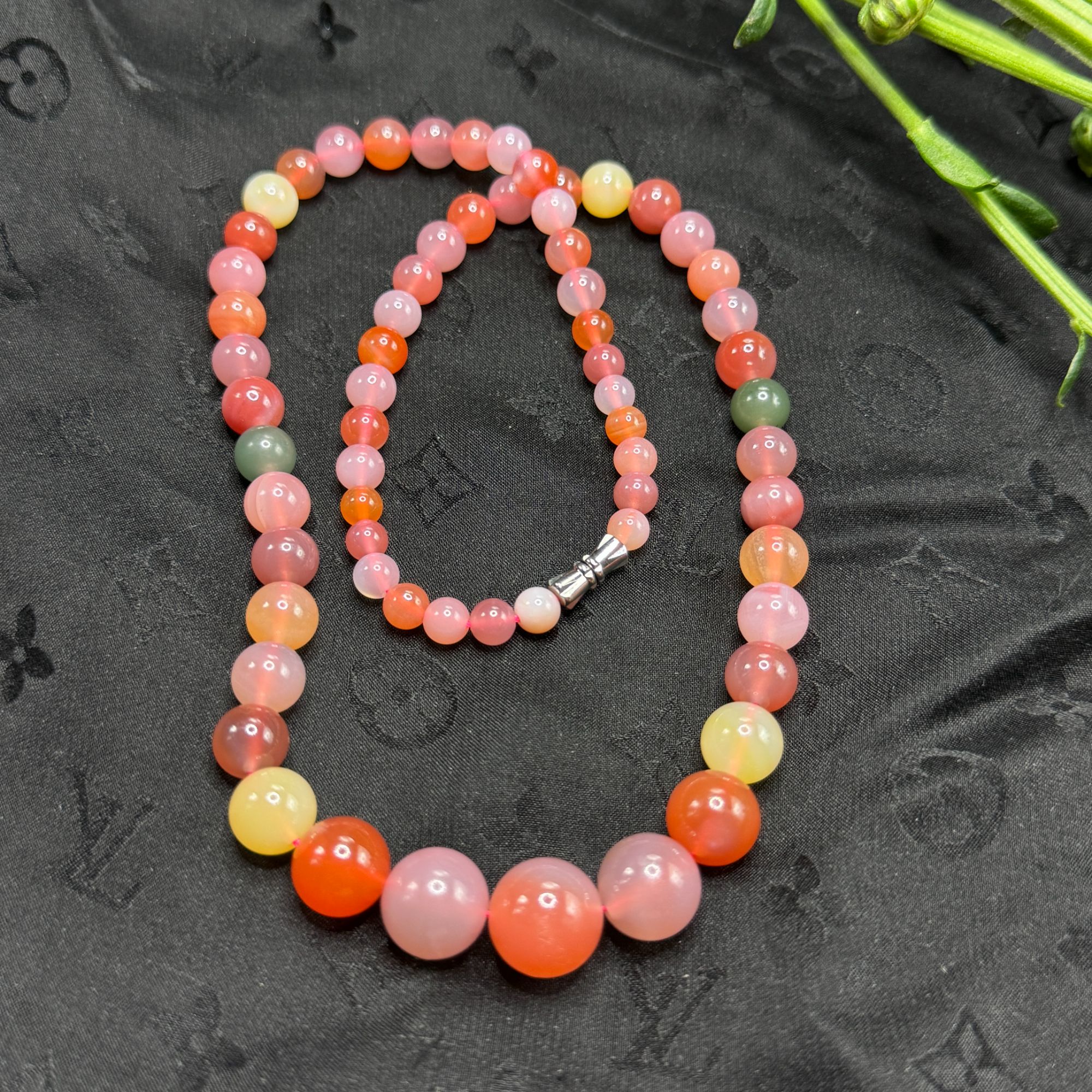 【玉合缘】天然盐源糖果色塔链颈式链  9235