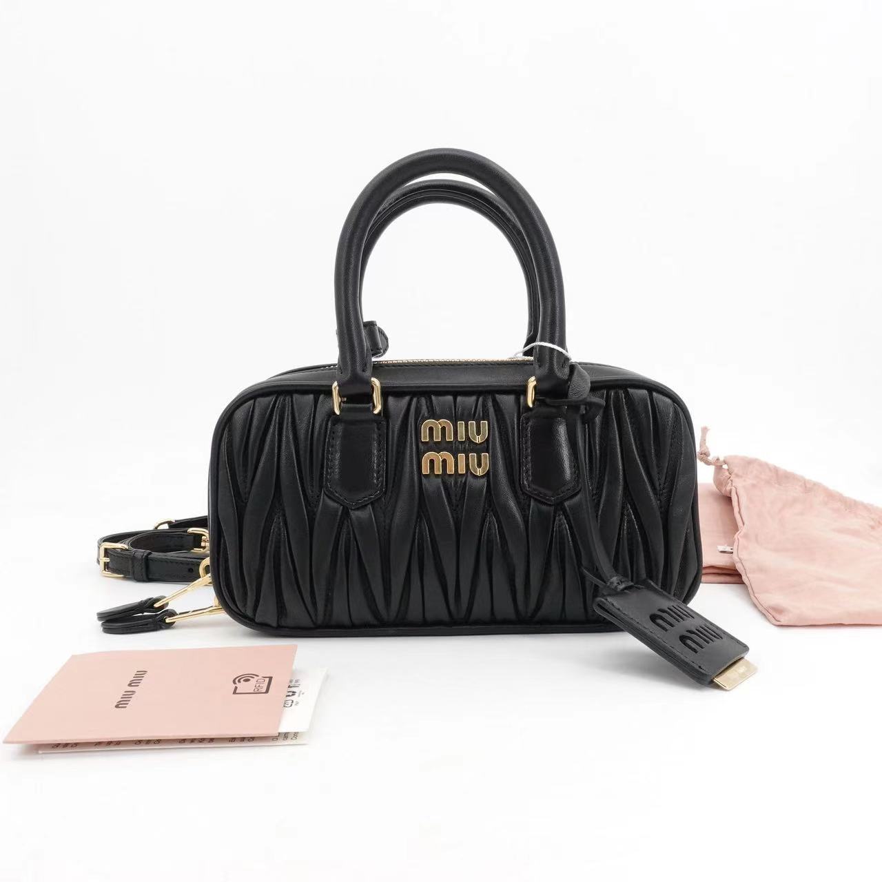 95新 MIU MIU/缪缪 GGS萌萌丨保龄球mini黑金手提斜挎包 76410654