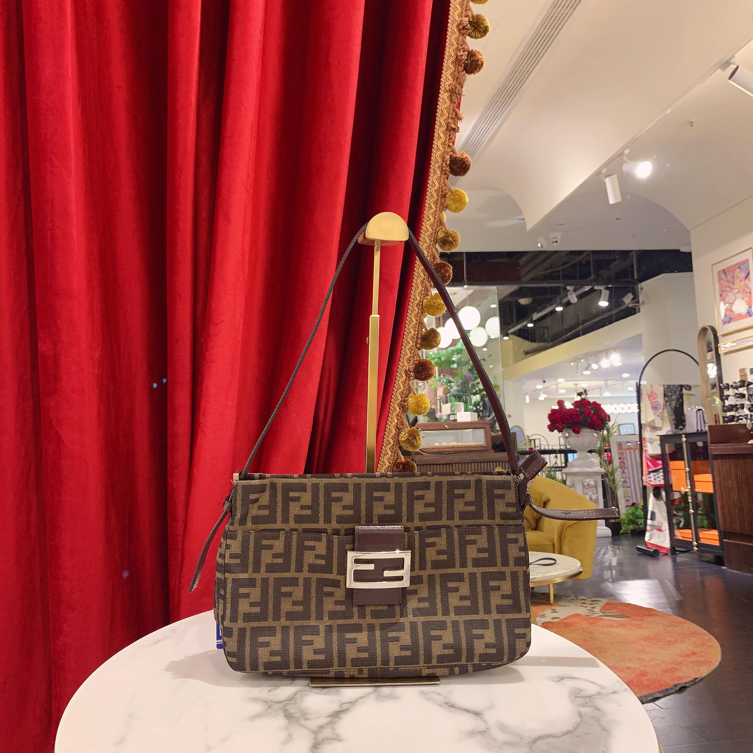 95新 FENDI/芬迪 GGS小七丨老花法棍银扣帆布腋下包 67369997