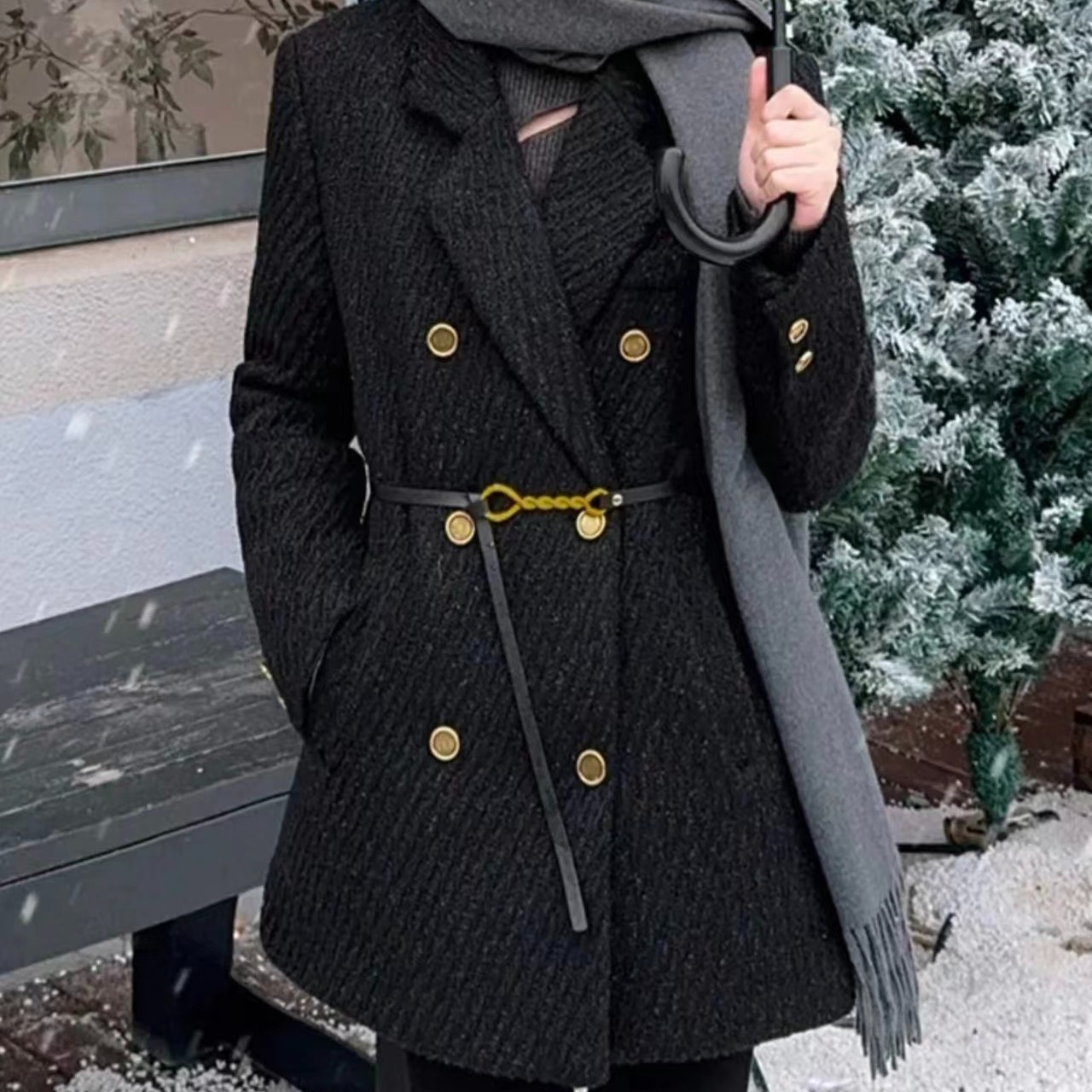 高级感显瘦黑色外套女冬季韩版时尚百搭简约加棉亮丝毛呢大衣长款