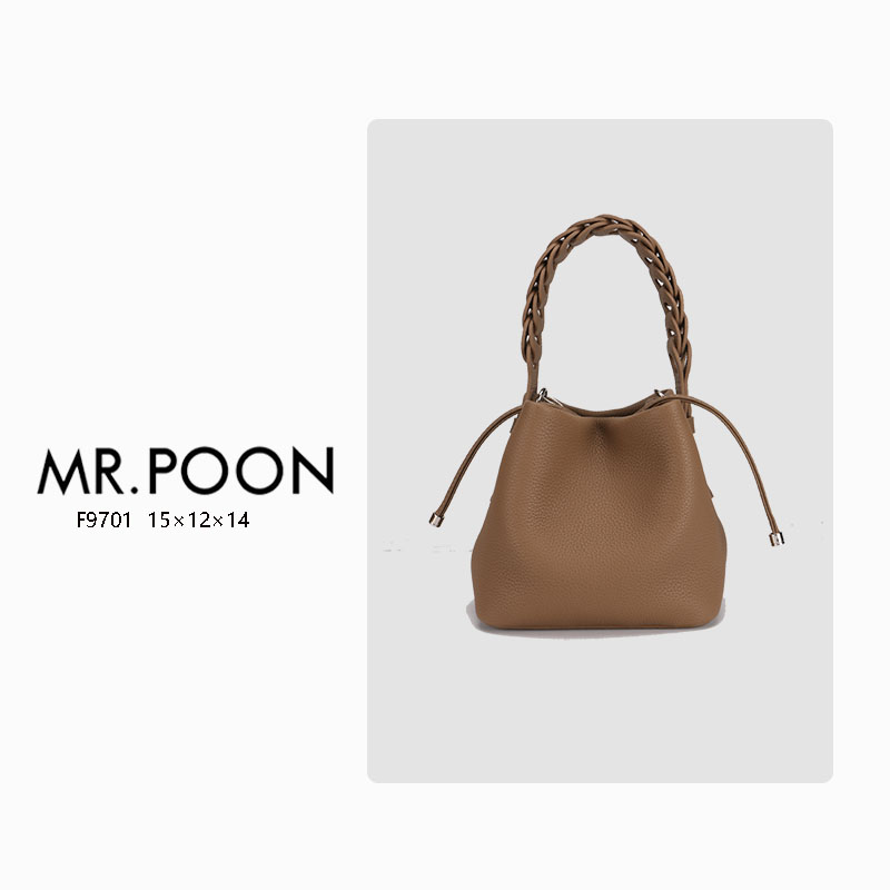 Mr.Poon/潘先生新款冬季斜跨包女士单肩包轻奢水桶女包