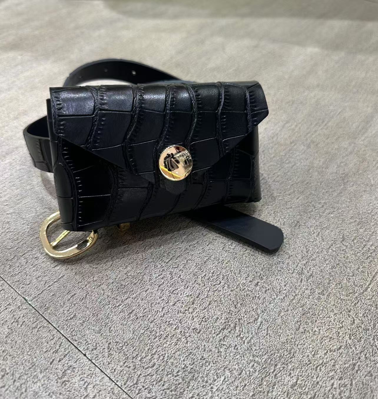 【Wan wan】复古棕色皮带腰包