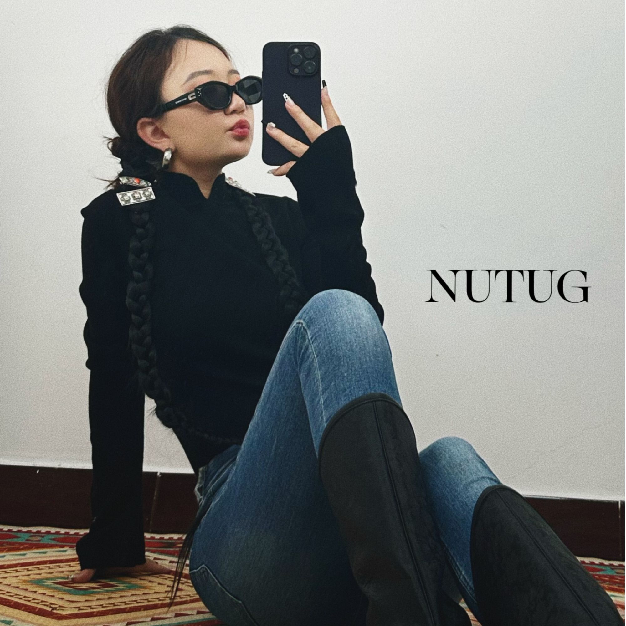 诺图格黑色针织打底衫马蹄袖打底衫立领打底衫