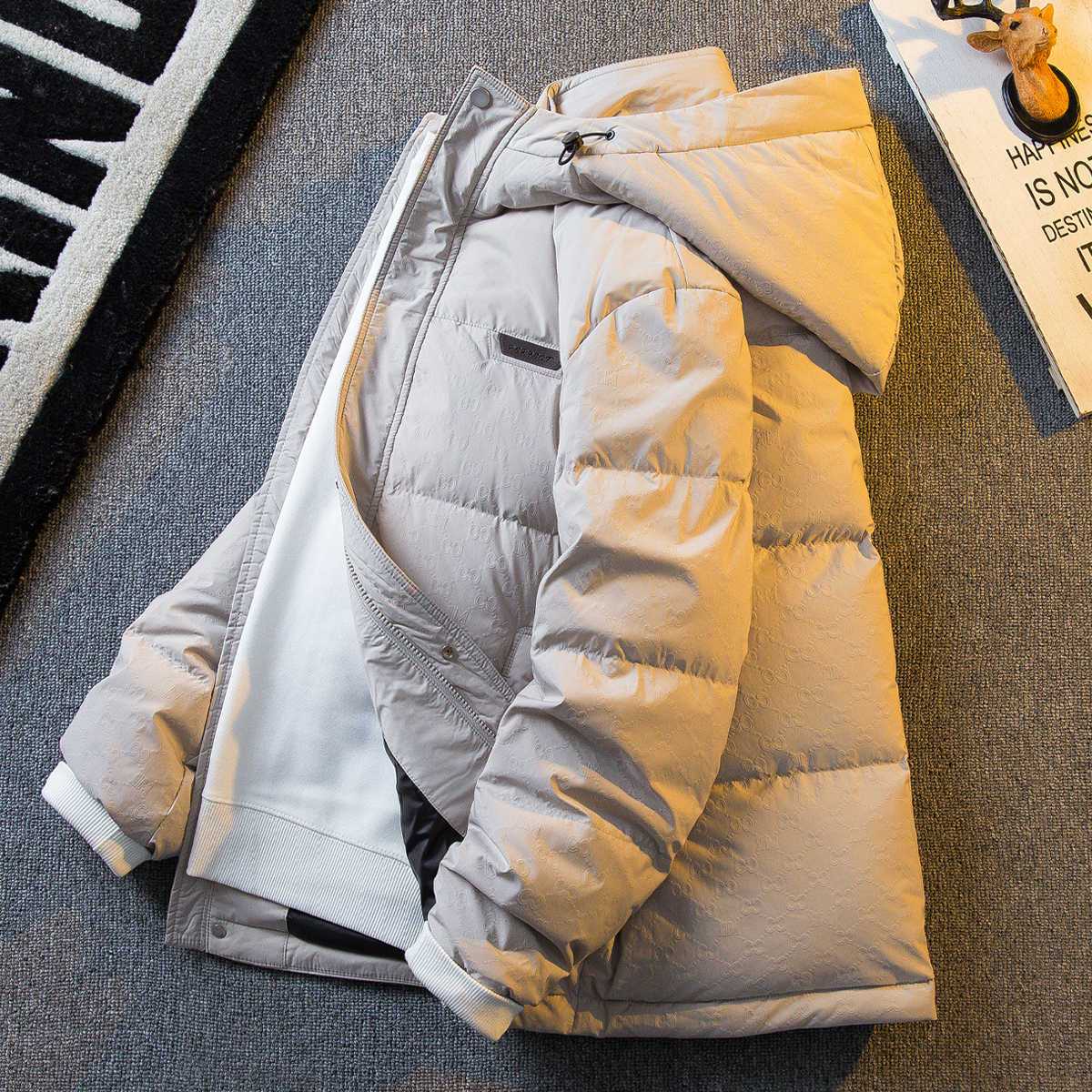 棉衣男装高端潮牌提花字母棉服男士冬季加厚90绒白连帽夹克外套