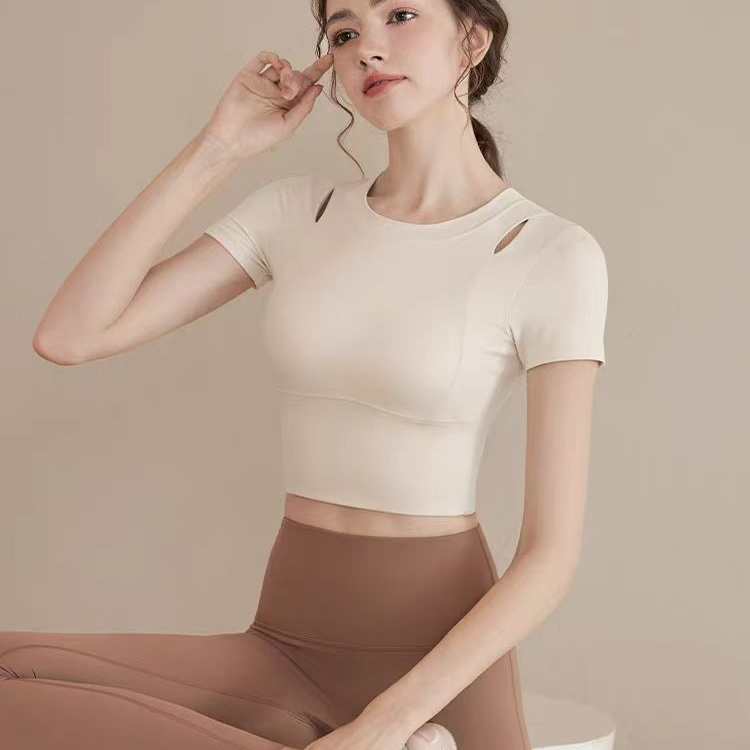 C-春夏高端时尚透气外贸瑜伽网红显瘦健身服运动修身训练短款