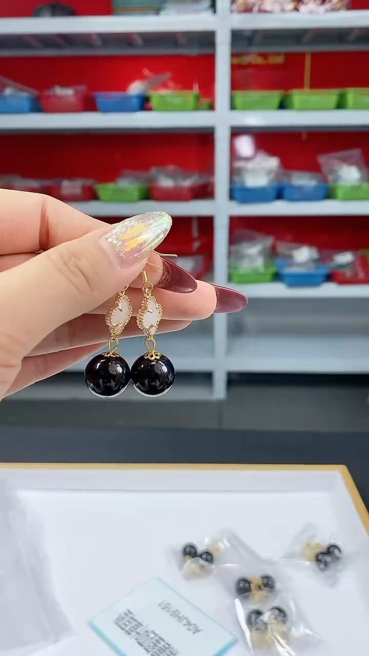 【闪购商品】黑色碧玺耳饰银S925镶嵌9161