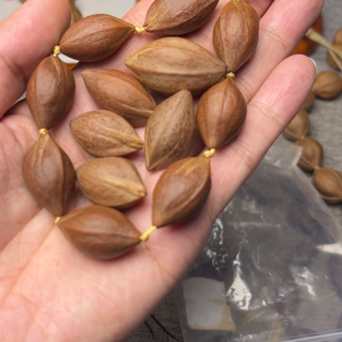 【闪购商品】橄榄核核雕乌金刚手串